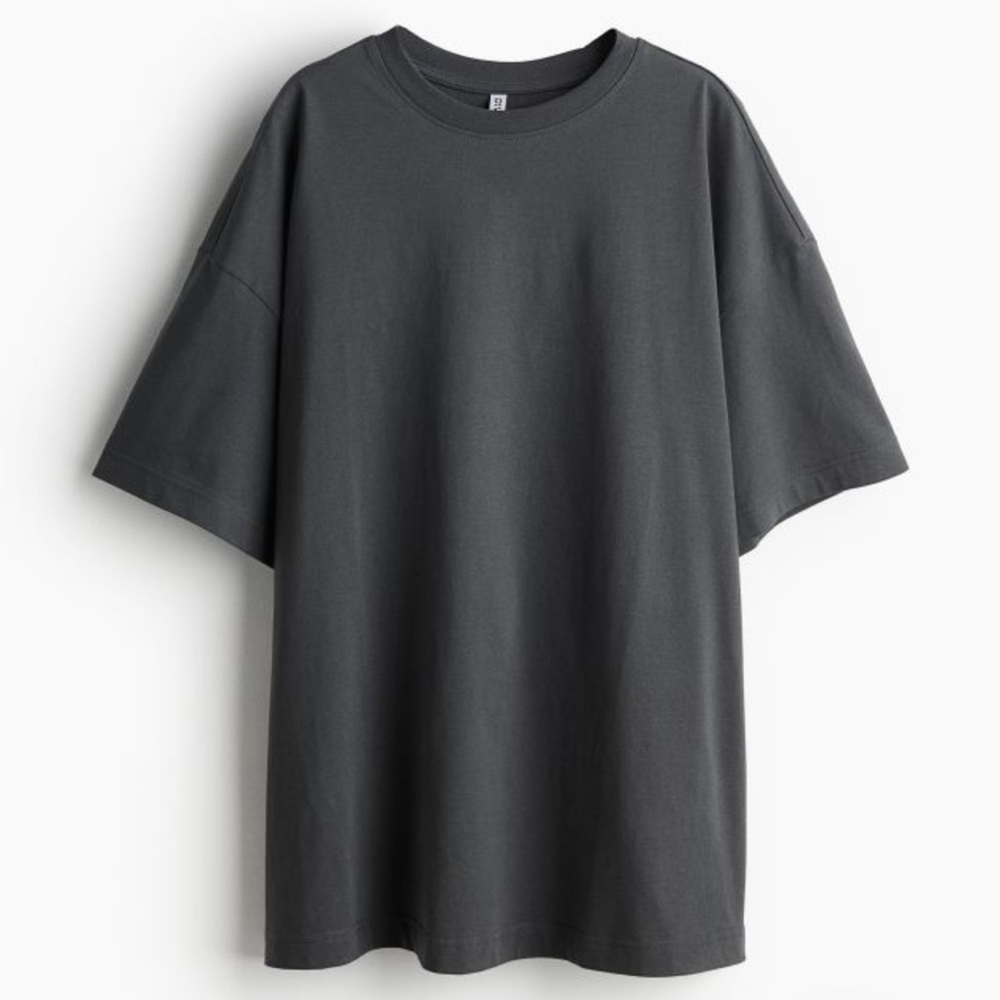 Oversized tee